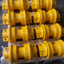 Каток однобортный Shantui SD22, Komatsu D85 155-30-00124