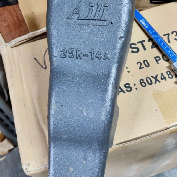 Коронка рыхлителя 35R14A